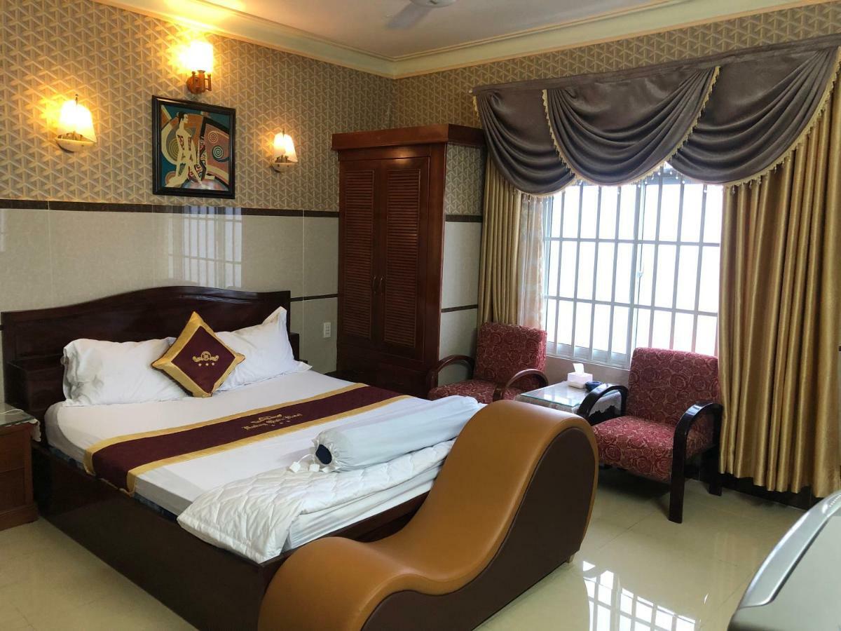 Hoang Quan Hotel Ho Chi Minh City Exterior photo