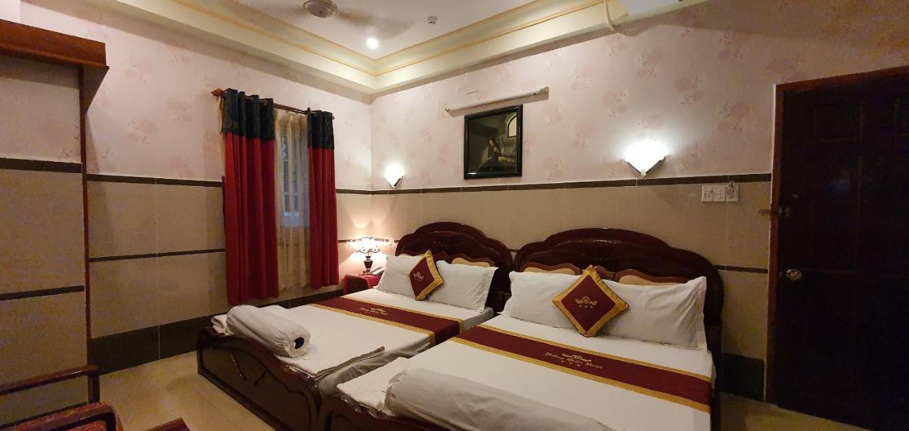 Hoang Quan Hotel Ho Chi Minh City Exterior photo