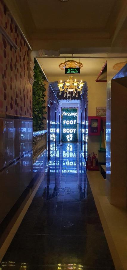Hoang Quan Hotel Ho Chi Minh City Exterior photo