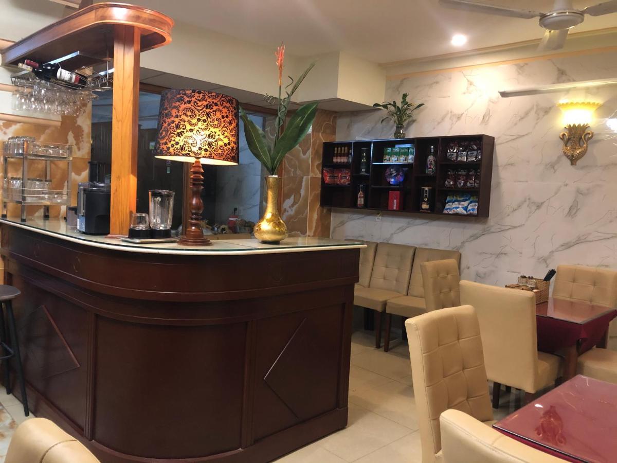 Hoang Quan Hotel Ho Chi Minh City Exterior photo
